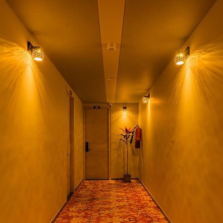 Hotel The Grand Heaven Гандинагар Екстериор снимка